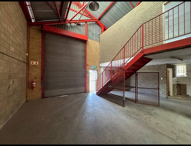 289M² WAREHOUSE TO LET IN ROBERTVILLE